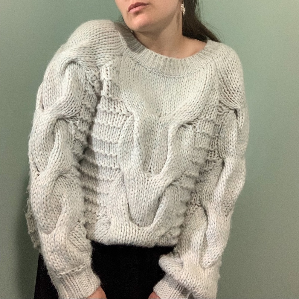 Cozy Cable Knit Sweater in Gray